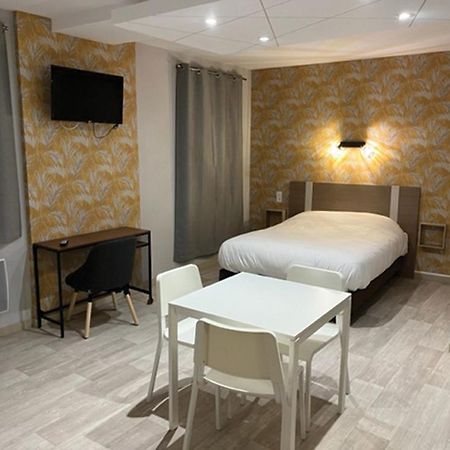 O'Zinc Aparthotel Viviez Екстериор снимка