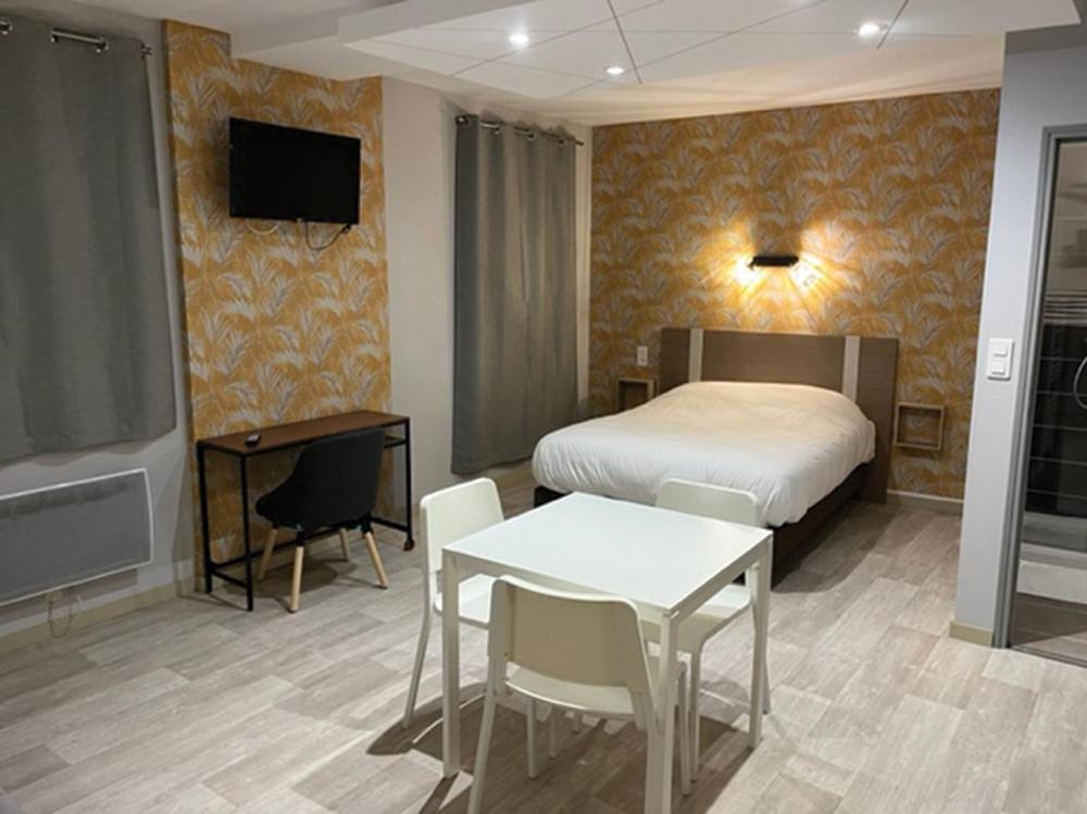 O'Zinc Aparthotel Viviez Екстериор снимка